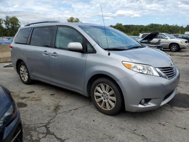 Photo 4 from auction – 2013 TOYOTA SIENNA XLE with VIN 5TDDK3DC5DS068394