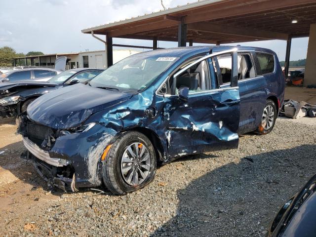CHRYSLER PACIFICA H 2022 with VIN 2C4RC1L78NR121627 - Photo from auction