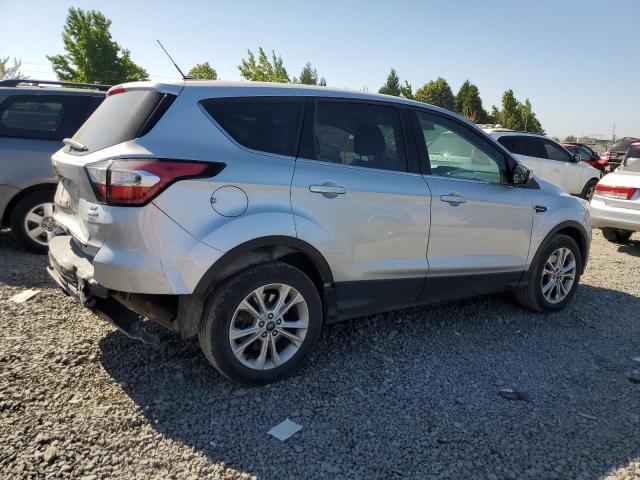 Photo 3 from auction – 2017 FORD ESCAPE SE with VIN 1FMCU9GD9HUD46594