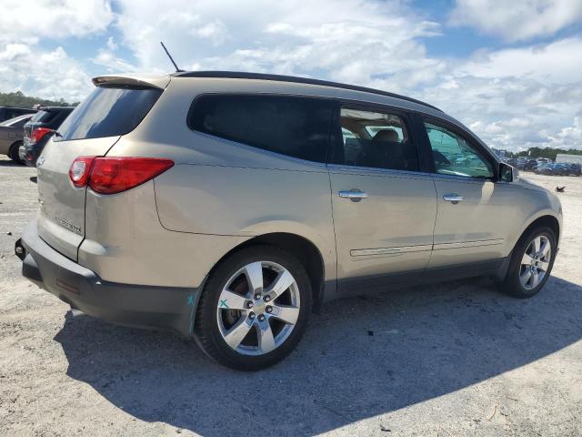 Photo 3 from auction – 2010 CHEVROLET TRAVERSE L with VIN 1GNLRHED5AS117924