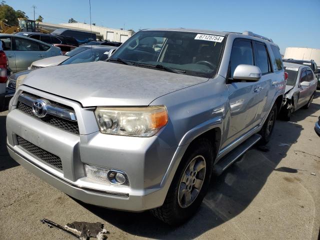 TOYOTA 4 RUNNER 2011 with VIN JTEZU5JR9B5015264 - Photo from auction
