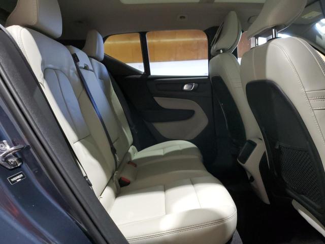 Photo 11 from auction – 2022 VOLVO XC40 T5 MO with VIN YV4162UK1N2652791