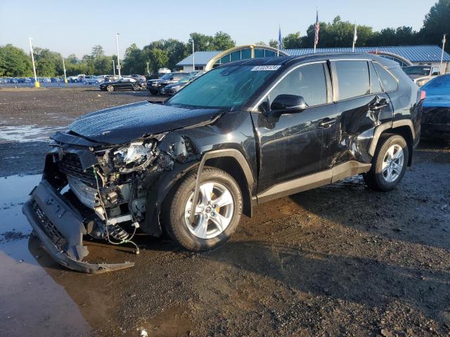 TOYOTA RAV4 XLE 2019 with VIN JTMP1RFV2KD037713 - Photo from auction