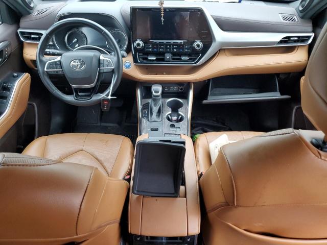 Photo 8 from auction – 2022 TOYOTA HIGHLANDER with VIN 5TDEBRCH1NS088941