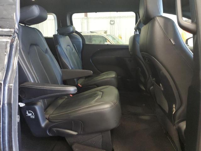 Photo 11 from auction – 2018 CHRYSLER PACIFICA T with VIN 2C4RC1BG8JR330653