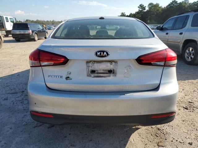 Photo 6 from auction – 2018 KIA FORTE LX with VIN 3KPFK4A73JE227523