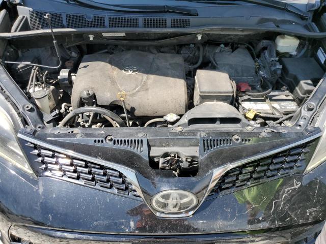 Photo 12 from auction – 2018 TOYOTA SIENNA SE with VIN 5TDXZ3DC7JS939820
