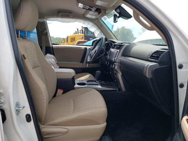 Photo 7 from auction – 2023 TOYOTA 4RUNNER SR with VIN JTEEU5JR4P5300637