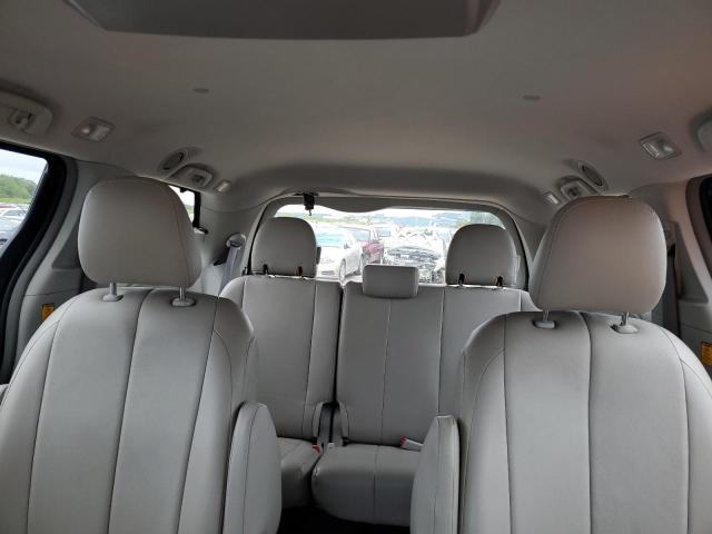 Photo 10 from auction – 2012 TOYOTA SIENNA LE with VIN 5TDJK3DC7CS033079