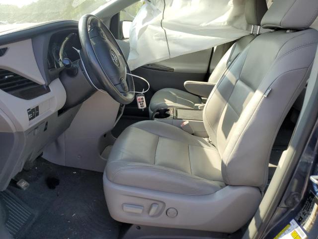 Photo 7 from auction – 2018 TOYOTA SIENNA XLE with VIN 5TDDZ3DC9JS202931
