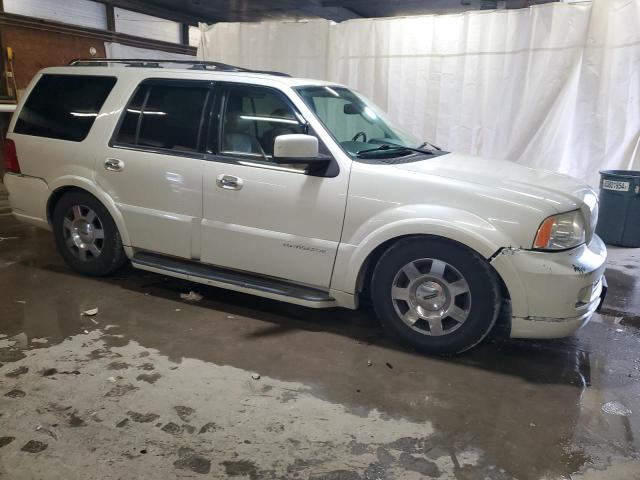 Photo 4 from auction – 2005 LINCOLN NAVIGATOR with VIN 5LMFU28555LJ19347