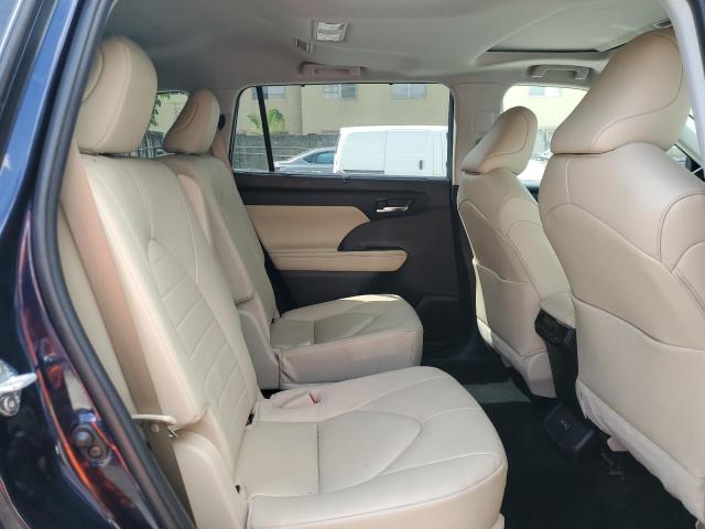 Photo 11 from auction – 2023 TOYOTA HIGHLANDER with VIN 5TDKDRAH8PS504972