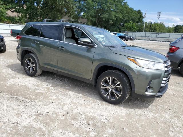 Photo 4 from auction – 2019 TOYOTA HIGHLANDER with VIN 5TDBZRFH5KS722077