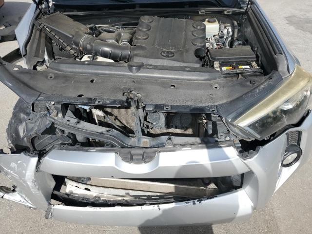 Photo 12 from auction – 2014 TOYOTA 4RUNNER SR with VIN JTEZU5JR6E5083641