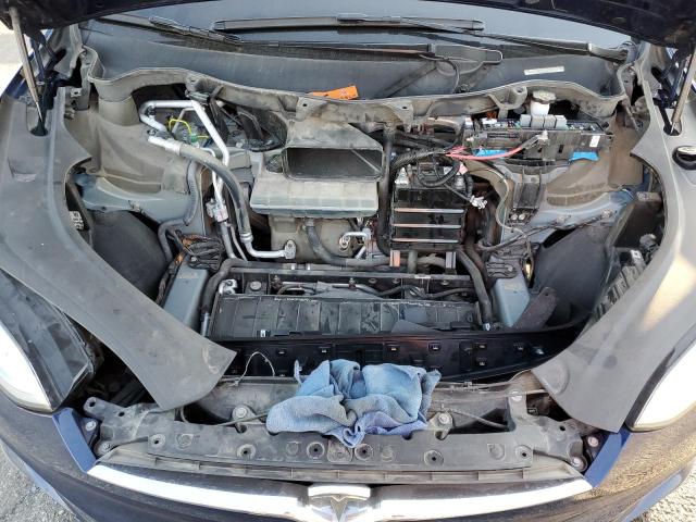 Photo 12 from auction – 2020 TESLA MODEL X with VIN 5YJXCDE2XLF248382