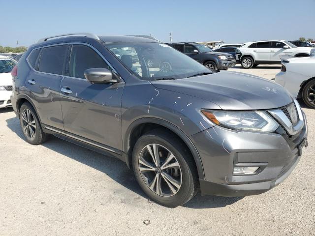 Photo 4 from auction – 2017 NISSAN ROGUE S with VIN 5N1AT2MT6HC882728