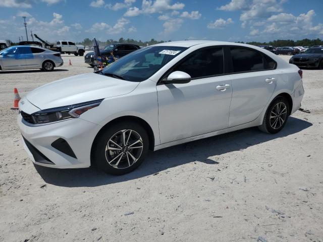 KIA FORTE LX 2023 with VIN 3KPF24AD4PE588399 - Photo from auction