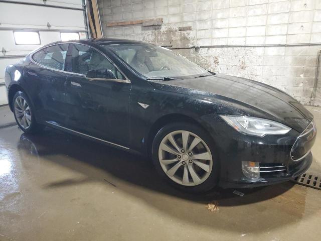 Photo 4 from auction – 2015 TESLA MODEL S 85 with VIN 5YJSA1H2XFFP71299