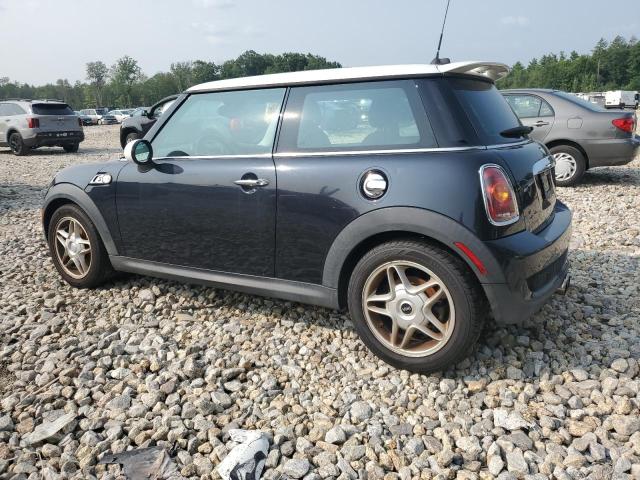 Photo 2 from auction – 2007 MINI COOPER S with VIN WMWMF73557TL87439