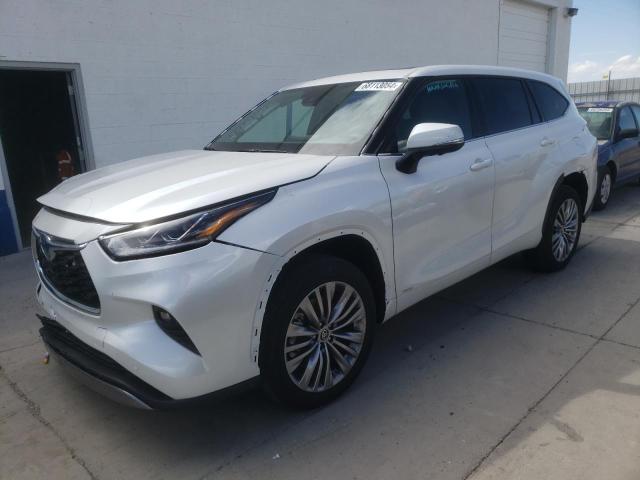 TOYOTA HIGHLANDER 2024 with VIN 5TDEBRCH3RS623726 - Photo from auction