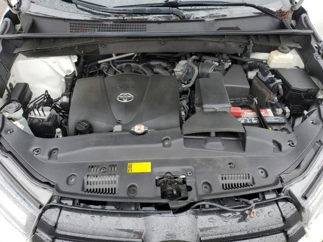 Foto 12 de la subasta – 2018 TOYOTA HIGHLANDER con VIN 5TDJZRFH3JS491349