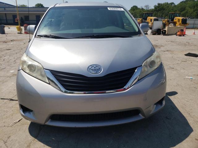 Photo 5 from auction – 2014 TOYOTA SIENNA LE with VIN 5TDKK3DC3ES498675