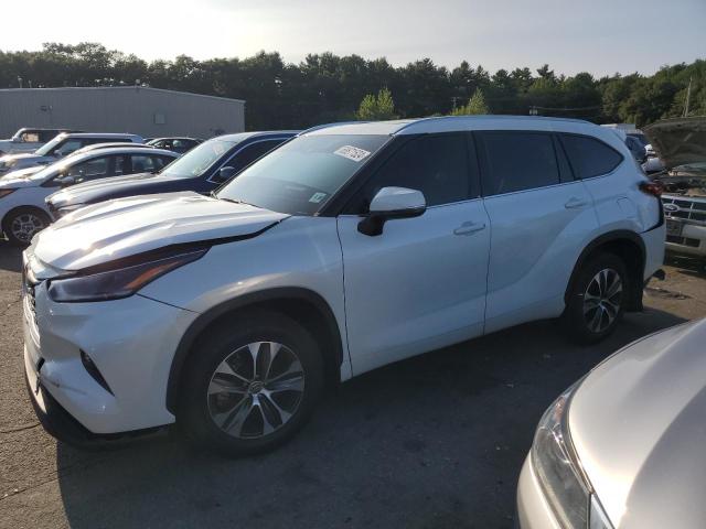 TOYOTA HIGHLANDER 2021 with VIN 5TDGZRBH5MS110489 - Photo from auction