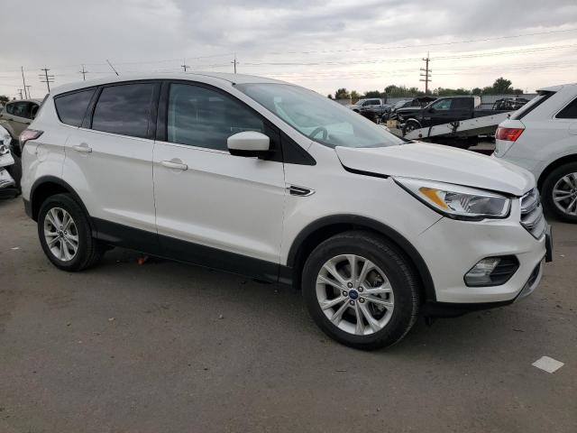 Photo 4 from auction – 2017 FORD ESCAPE SE with VIN 1FMCU9GD8HUB15668
