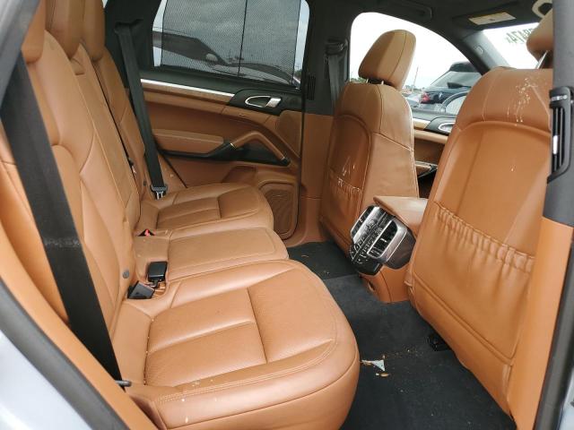Photo 11 from auction – 2017 PORSCHE CAYENNE S with VIN WP1AB2A26HLA51022