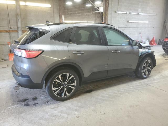Photo 3 from auction – 2022 FORD ESCAPE SE with VIN 1FMCU9G66NUB58581