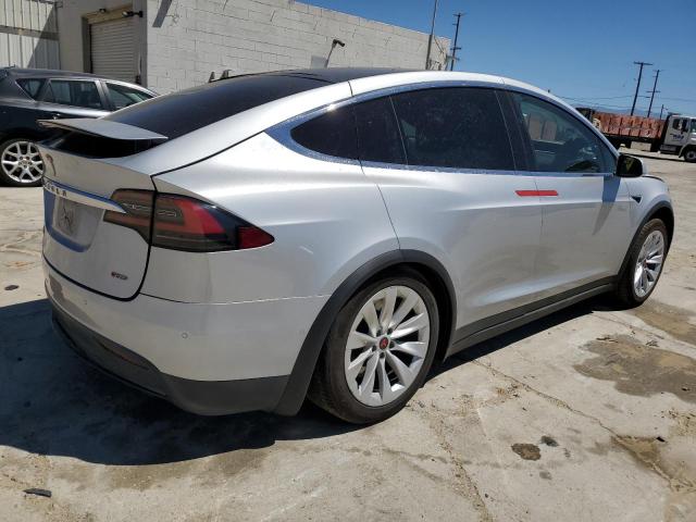 Photo 3 from auction – 2017 TESLA MODEL X with VIN 5YJXCBE21HF051418