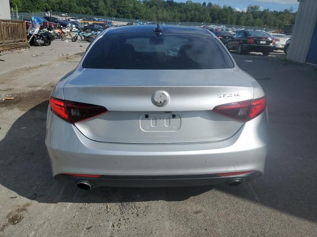 Photo 6 from auction – 2017 ALFA ROMEO GIULIA Q4 with VIN ZARFAEDN0H7529693