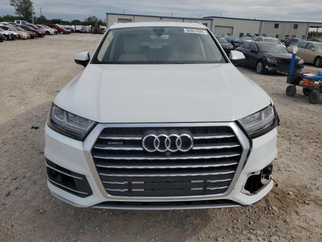 Снимка 5 от търг – 2017 AUDI Q7 PREMIUM с VIN WA1LAAF75HD011272