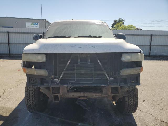 Photo 5 from auction – 2002 CHEVROLET SILVERADO with VIN 1GCHC23UX2F117394