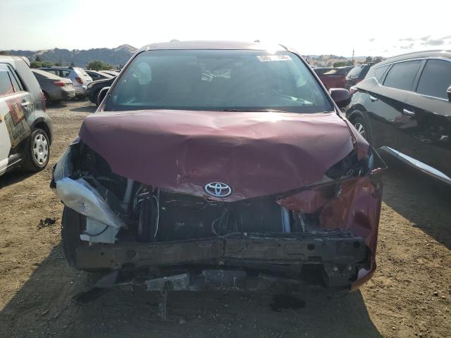 Photo 5 from auction – 2017 TOYOTA SIENNA LE with VIN 5TDKZ3DCXHS829560