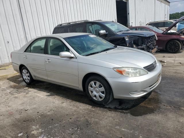 Photo 4 from auction – 2002 TOYOTA CAMRY LE with VIN 4T1BE32K72U051027