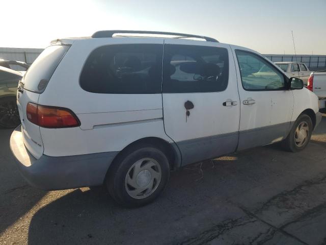 Photo 3 from auction – 2000 TOYOTA SIENNA LE with VIN 4T3ZF13C3YU200928