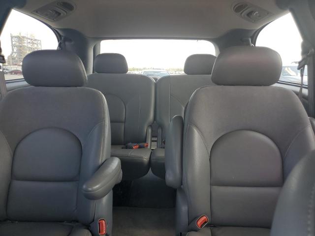 Photo 10 from auction – 2004 CHRYSLER TOWN & COU with VIN 2C8GP64L94R519267