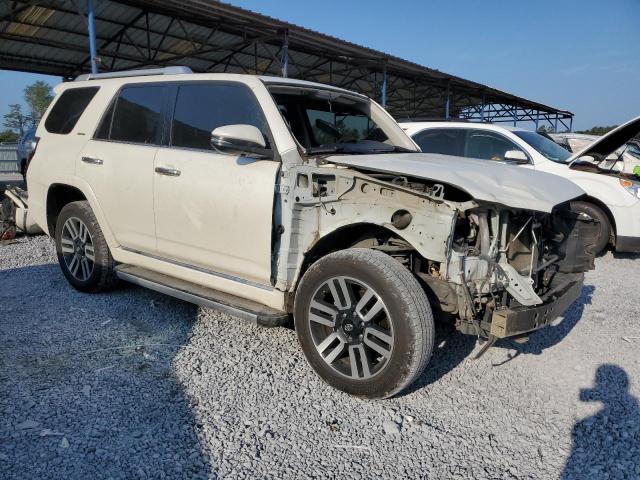 Photo 4 from auction – 2015 TOYOTA 4RUNNER SR with VIN JTEBU5JR4F5252347