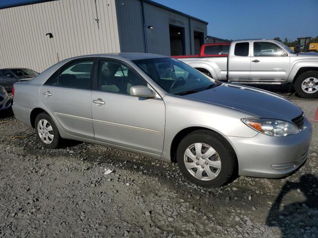 Photo 4 from auction – 2004 TOYOTA CAMRY LE with VIN 4T1BE32K44U904227