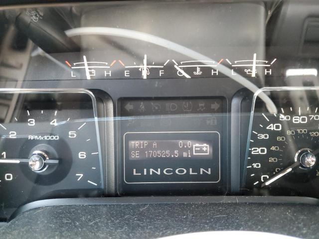 Photo 9 from auction – 2010 LINCOLN NAVIGATOR with VIN 5LMJJ2J56AEJ01046