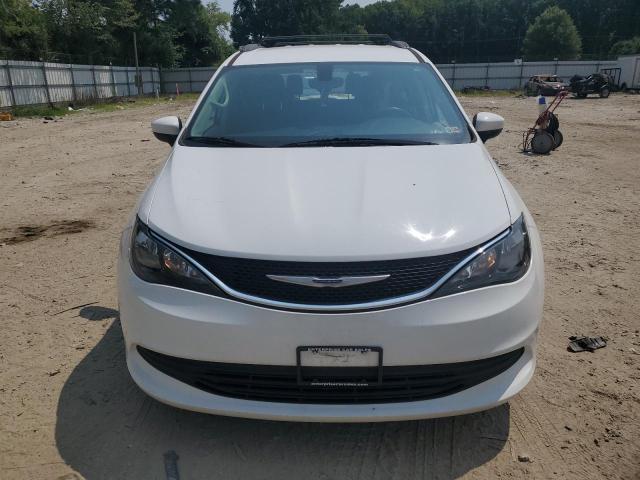 Photo 5 from auction – 2020 CHRYSLER VOYAGER LX with VIN 2C4RC1DG1LR262017