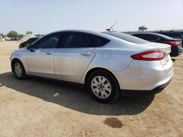 Photo 2 from auction – 2013 FORD FUSION S with VIN 3FA6P0G71DR249556