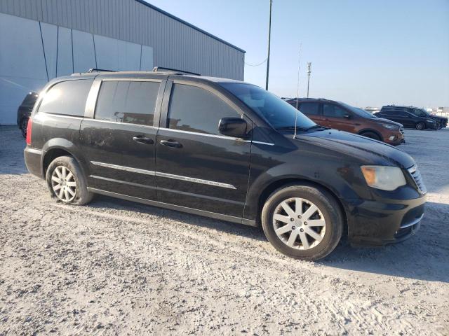 Photo 4 from auction – 2014 CHRYSLER TOWN & COU with VIN 2C4RC1BG1ER312484