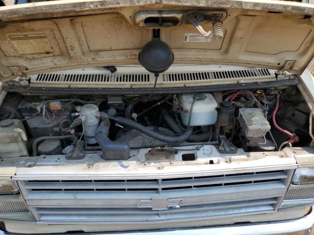 Photo 7 from auction – 1985 CHEVROLET G30 with VIN 2GBJG31M0F4160740