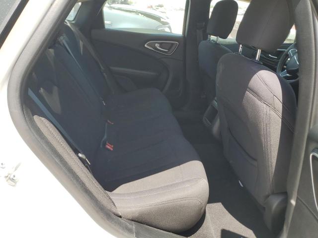 Photo 10 from auction – 2015 CHRYSLER 200 LIMITE with VIN 1C3CCCAB7FN576481