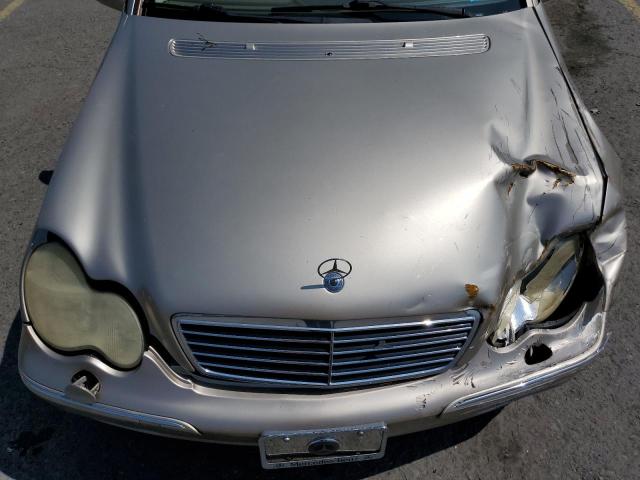 Photo 11 from auction – 2003 MERCEDES-BENZ C 240 with VIN WDBRF61J93E009396