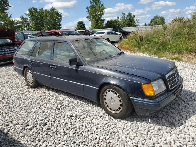 Photo 4 from auction – 1994 MERCEDES-BENZ E 320 with VIN WDBEA92E6RF287658
