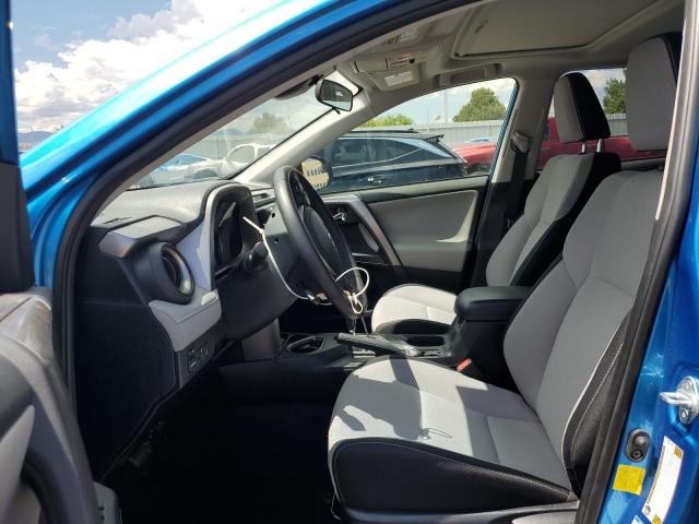 Photo 7 from auction – 2017 TOYOTA RAV4 XLE with VIN JTMRFREV9HJ122912
