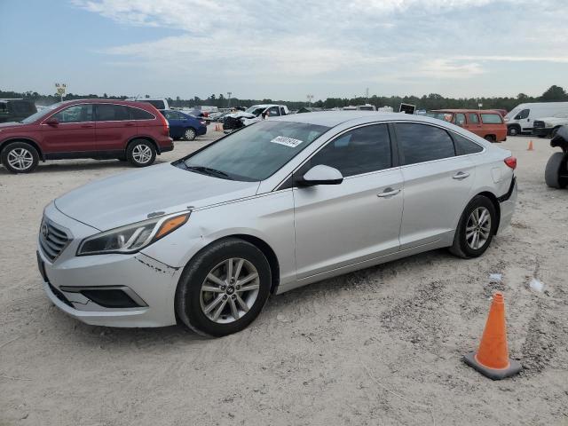 HYUNDAI SONATA SE 2017 with VIN 5NPE24AFXHH565722 - Photo from auction